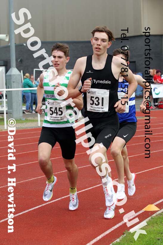 Mens and Boys 3000 metres, 2021 North Eastern Track and Field Champs., Middesbrough. Photo: David T. Hewitson/Sports for All Pics